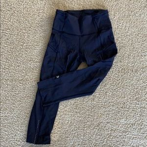 Lululemon Navy Cropped